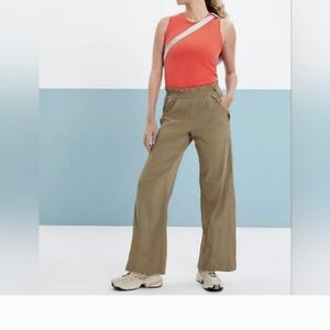 Athleta Trekkie Parachute Pant Big Sur Brown Size 10